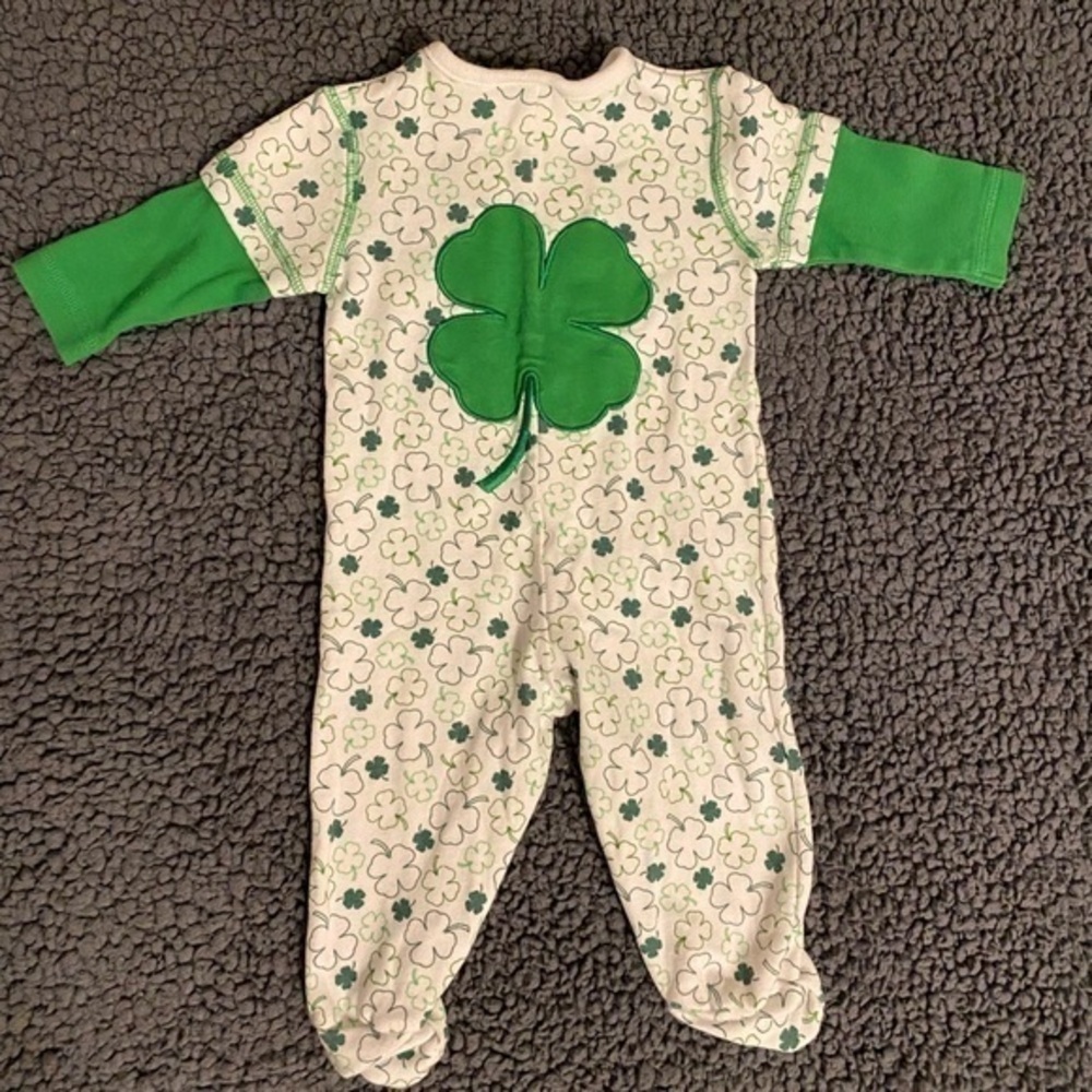 At Patrick's day baby outfit 6-9 months